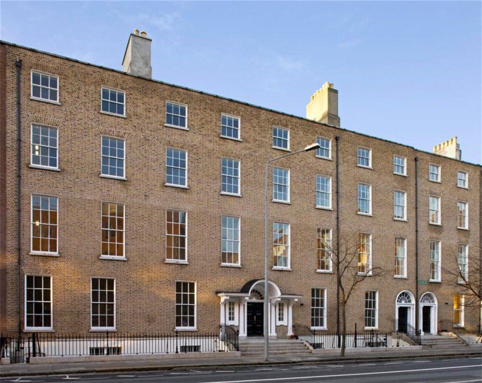 This Chic Two bed Dublin City Apartment Is For Sale For A Cool 1 1 Million this-chic-two-bed-dublin-city-apartment-is-for-sale-for-a-cool-1-1-million