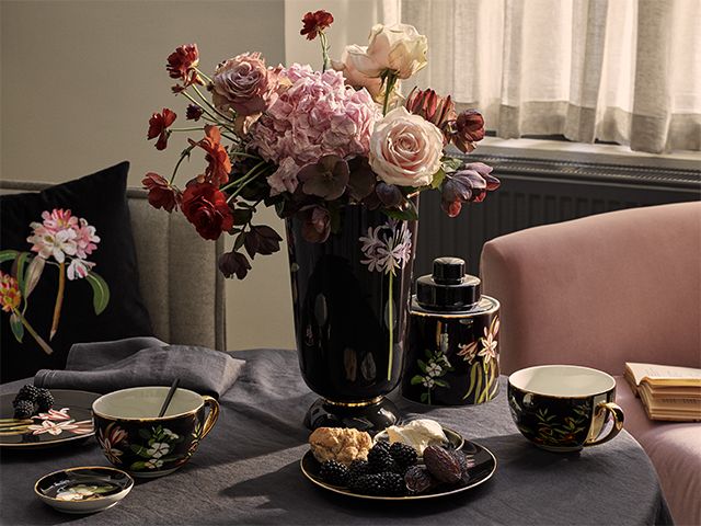 H&M Home’s new botanical print collection is divine