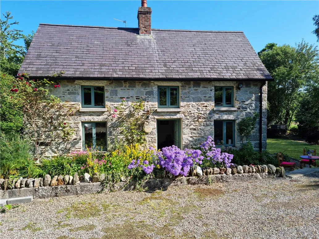 3 renovated cottages for sale in Cavan and Wexford for under €325,000