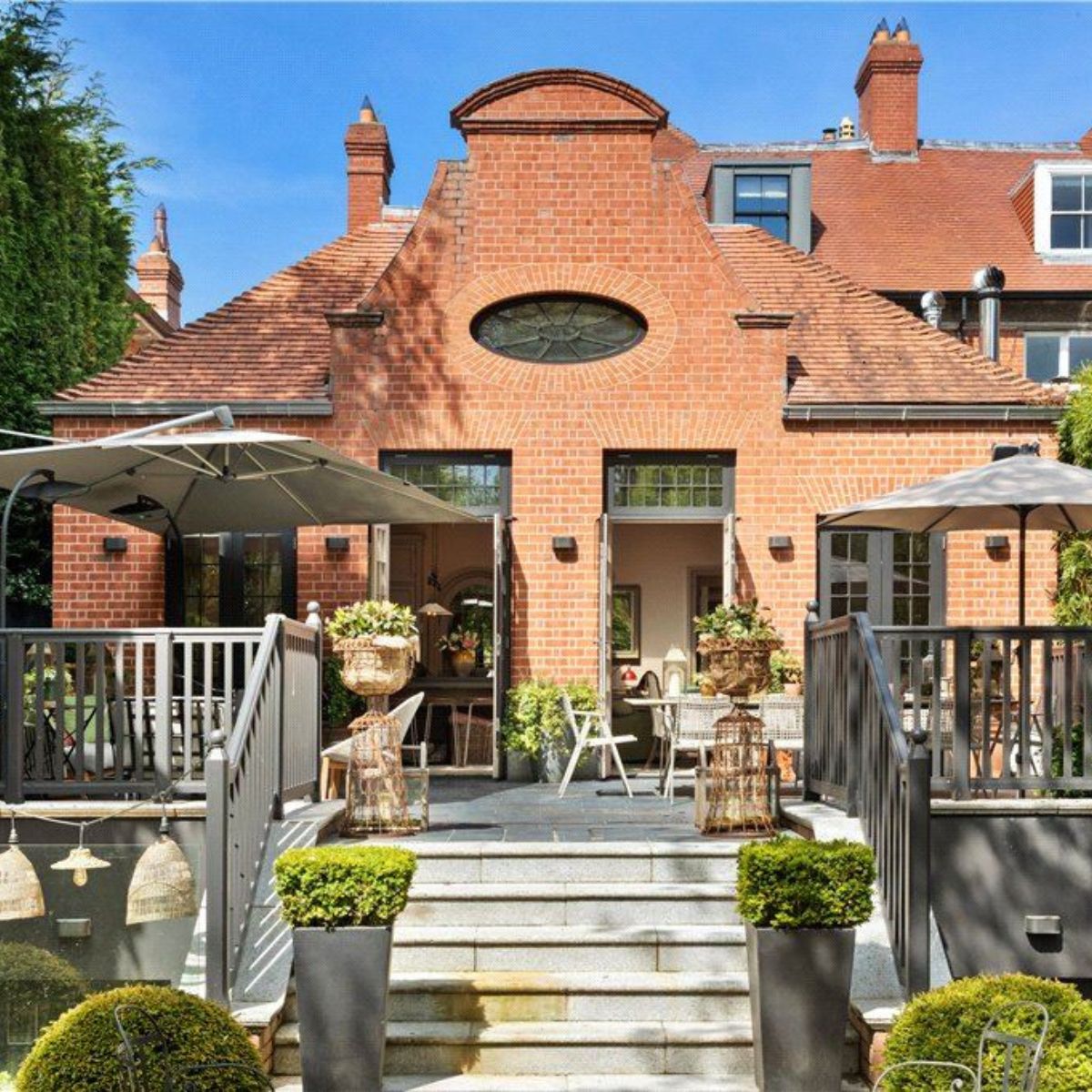 Ailesbury Road home